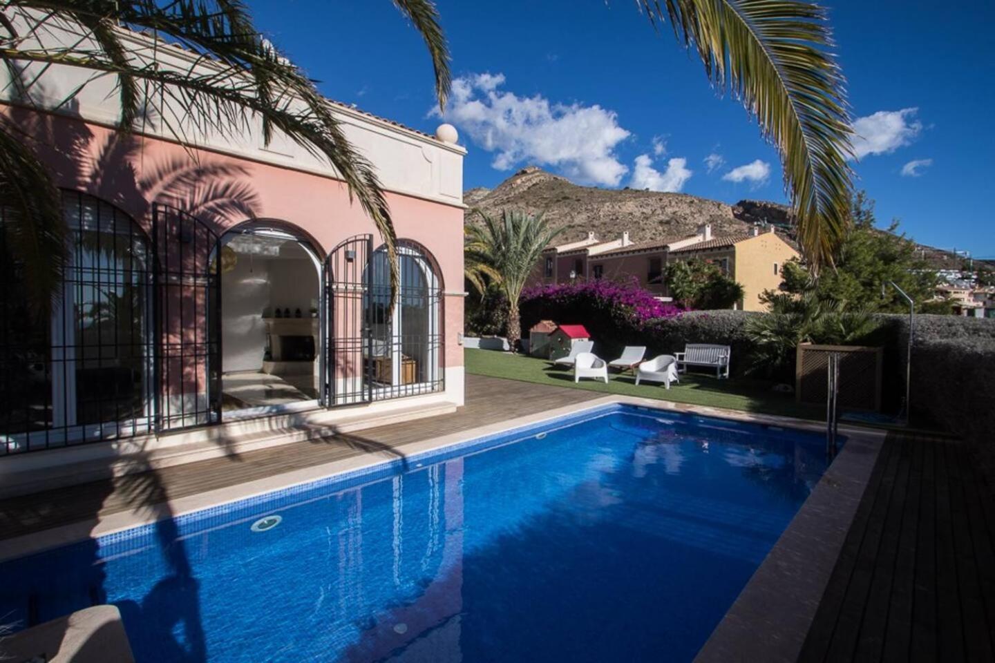 Asia Gardens Villa With Private Pool In Benidorm Cala de Finestrat Eksteriør bilde
